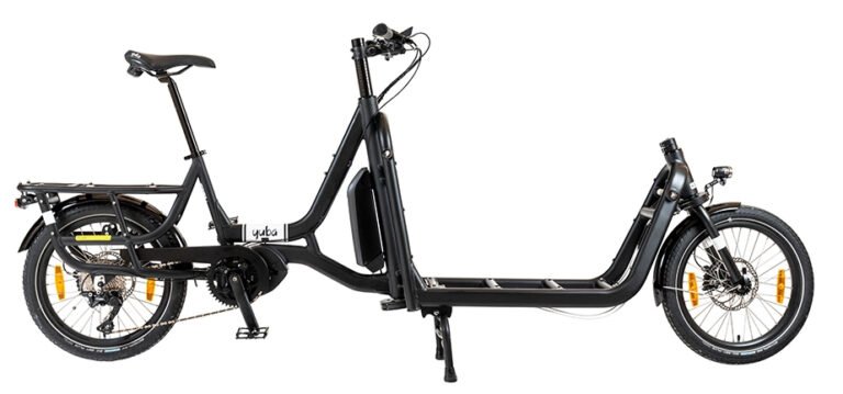 yuba-super-cargo-black-side